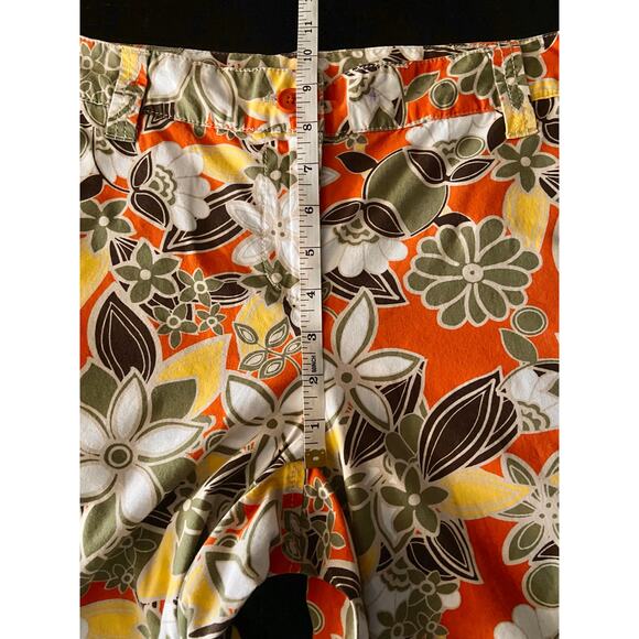 STYLE & CO. Multicolored Floral Cargo Crop Pants sz 6P - Picture 9 of 12